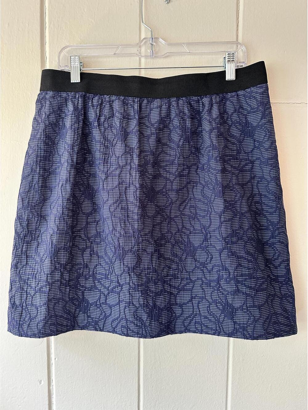 Ann Taylor navy blue textured floral skirt elastic waist exposed zipper Size 12